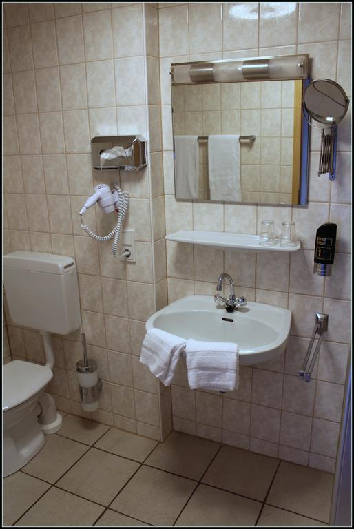 Hotel Artfarm Wiehl Quarto foto